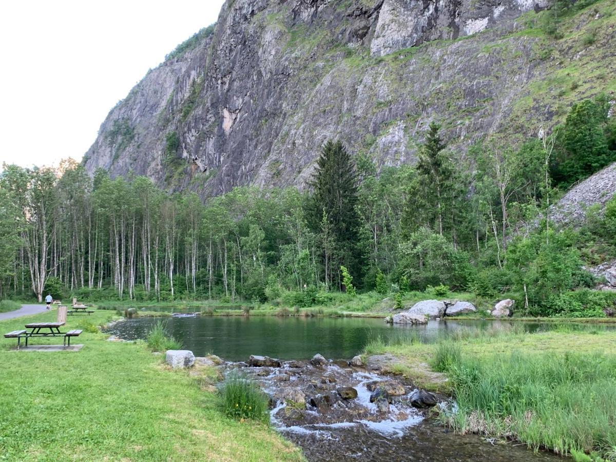 L'Oree Du Vert Le Bourg-dʼOisans Екстериор снимка